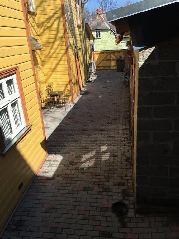 Karusselli 1 Apartments Parnu Exterior photo
